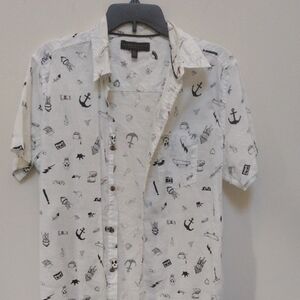 Aeropostale White Graphic Men's Button Down Shirt